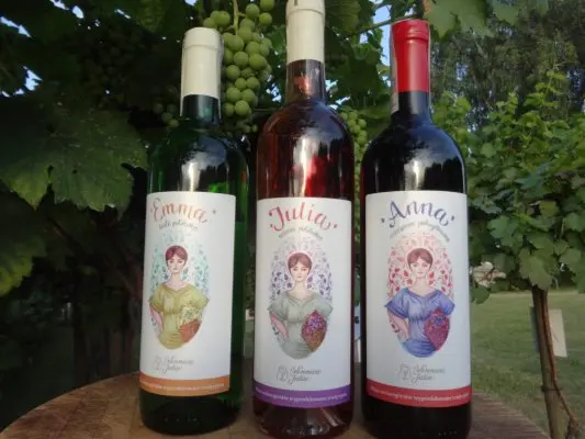 Winnica Julia: Tradycja, Pasja i Miniatury